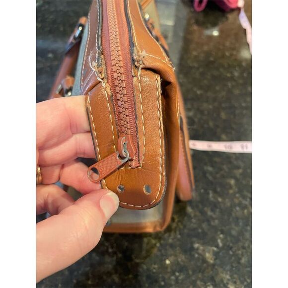 Vintage Dooney & Bourke Taupe/British Tan Leather Satchel Bag - Picture 5 of 10